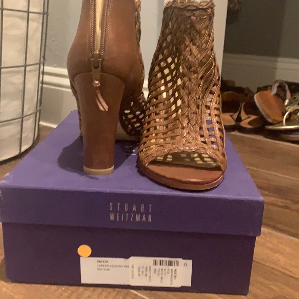 Stuart Weitzman Brown Woven Open-Toe Block Heel Sandals